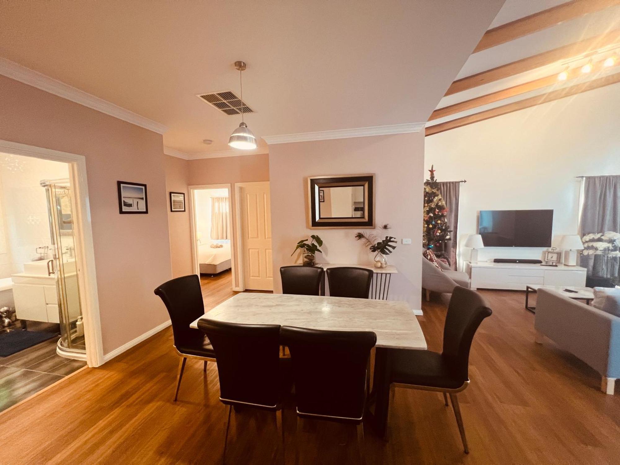 Cosy 4Br Home 15 Minutes Away From Melbourne Airport St Albans Exterior foto